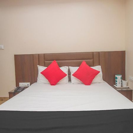 Capital O 68511 Hotel Stay In Koch Bihār Exterior foto