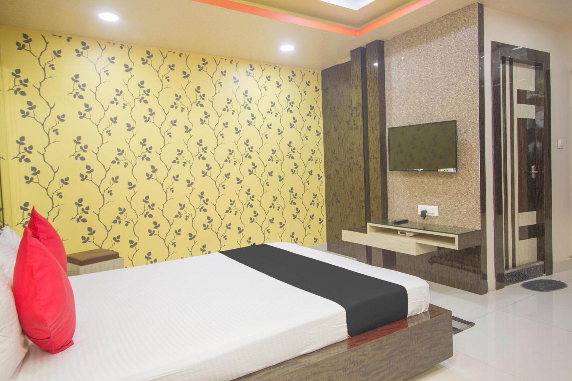 Capital O 68511 Hotel Stay In Koch Bihār Exterior foto