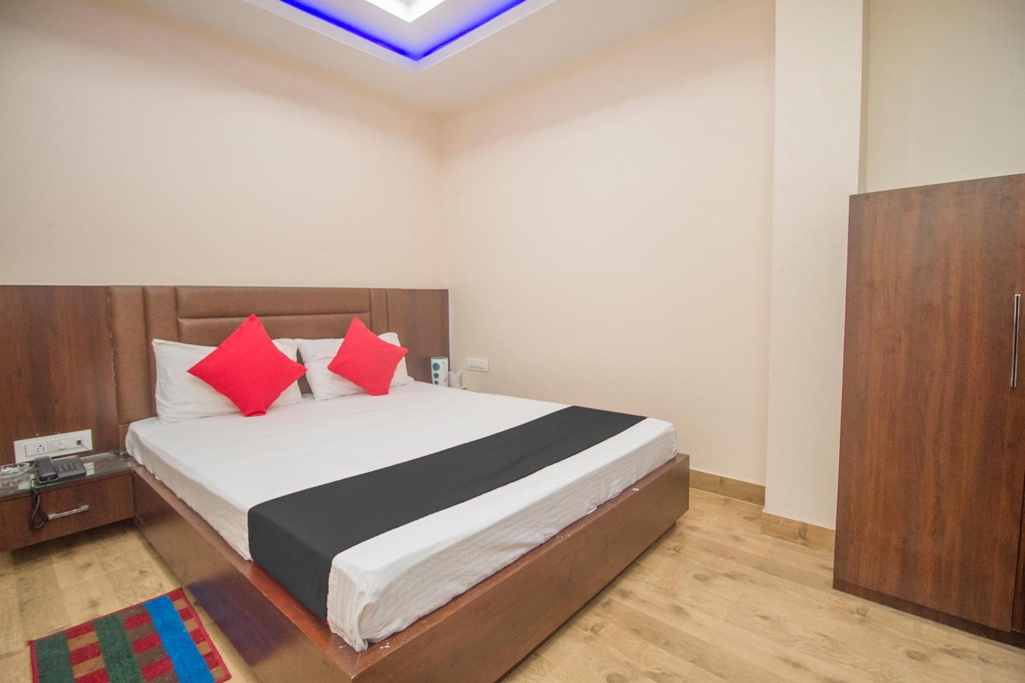 Capital O 68511 Hotel Stay In Koch Bihār Exterior foto