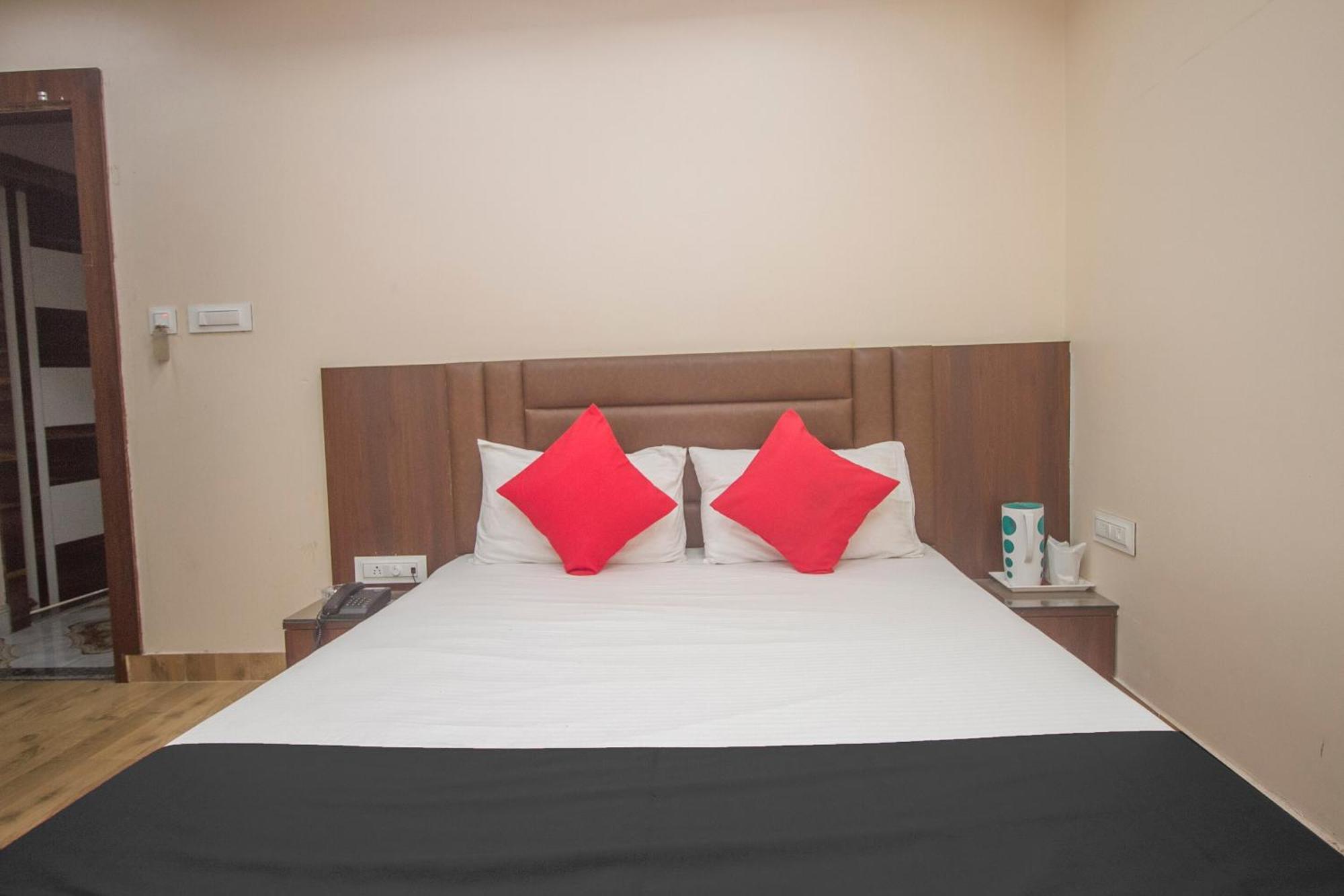 Capital O 68511 Hotel Stay In Koch Bihār Exterior foto